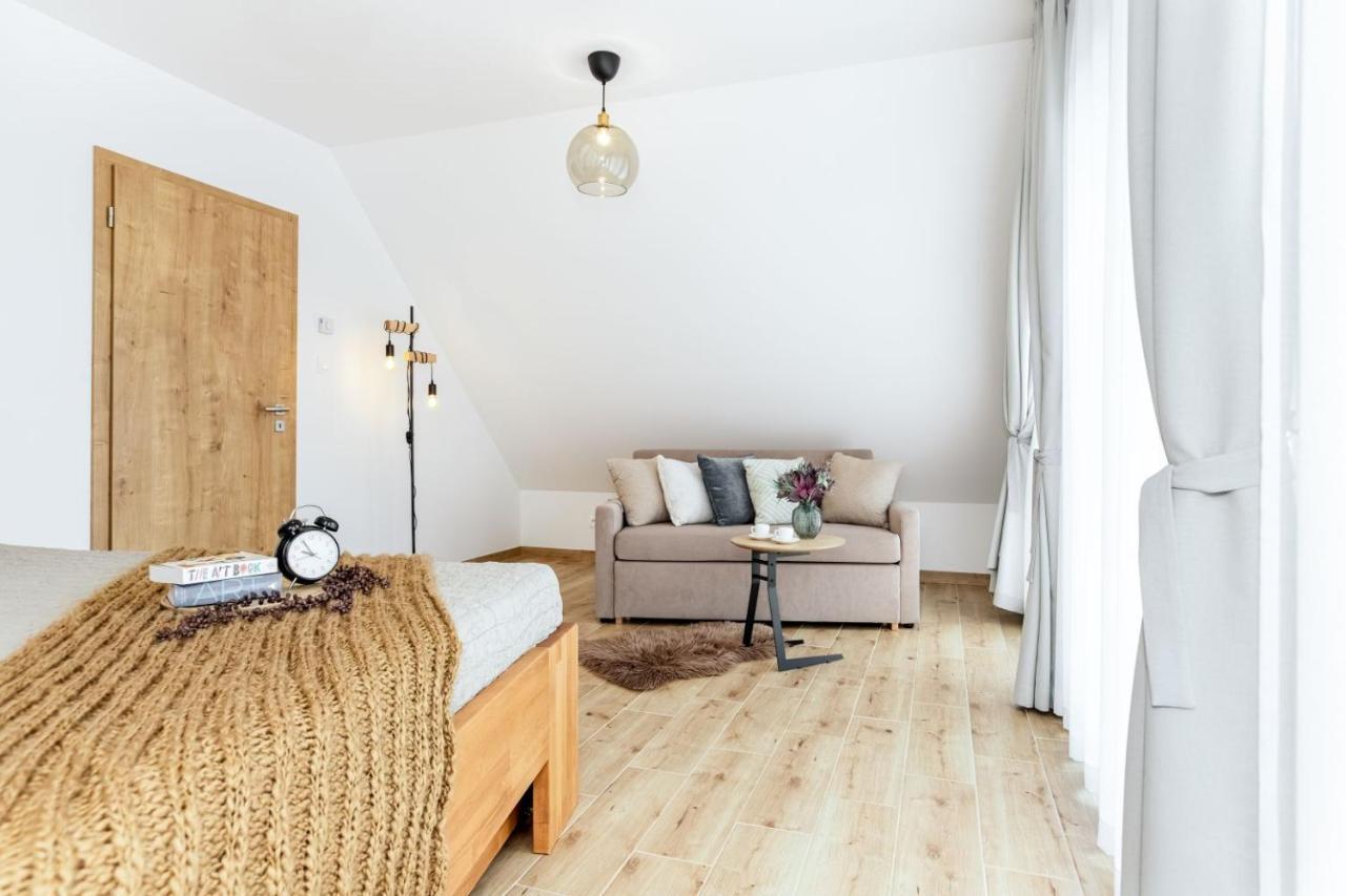 Apartmány Karlovy Dvory Horní Planá Exterior foto